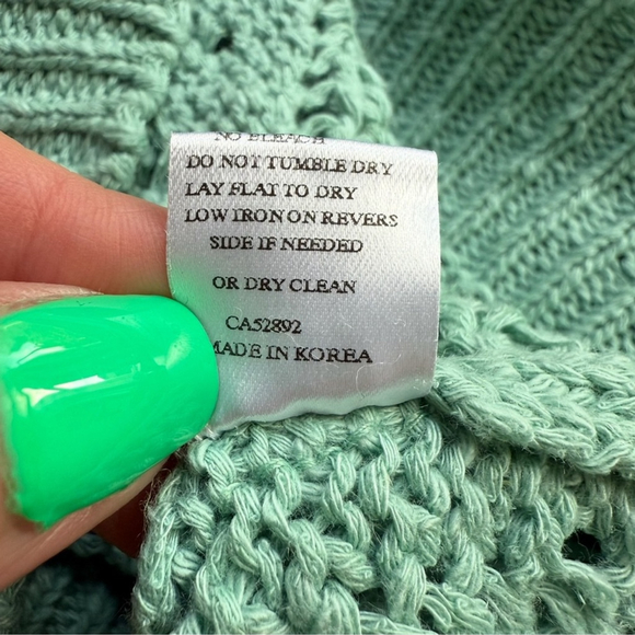 LOFT 82 Light Green Crochet Knit Sweater Size S Boho Lightweight Cozy Spring - Picture 7 of 11